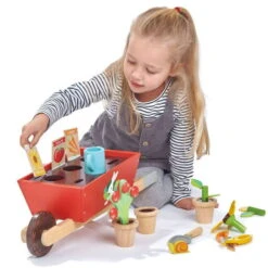 Tender Leaf Schubkarre Für Kleine Gartenfans 7 Tender Leaf Schubkarre Für Kleine Gartenfans -Tender Leaf garden wheelbarrow set 1156 tl8357 krabat 3