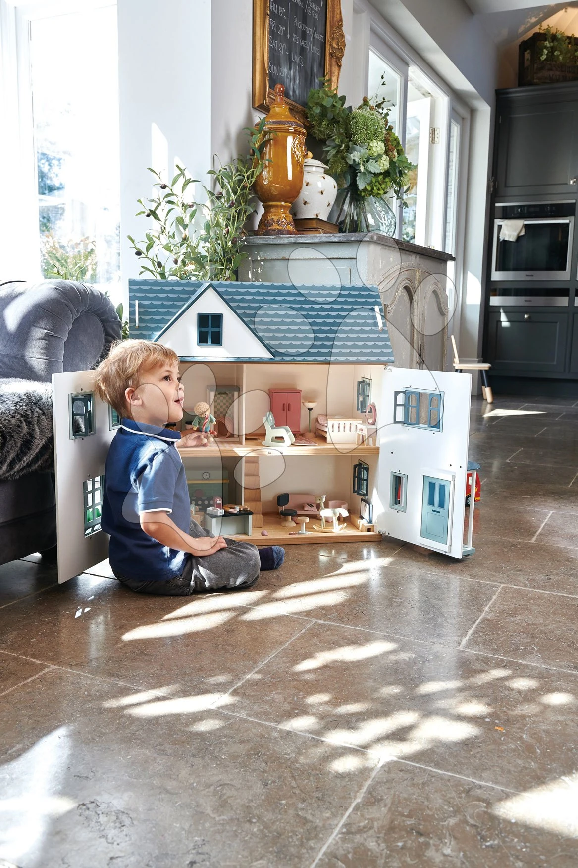 Puppenhaus Aus Holz Dovetail House Tender Leaf Toys Ultra Stylisch Mit 6 Zimmern Und Parkettboden Ohne Möbel Und Figuren 8 Puppenhaus Aus Holz Dovetail House Tender Leaf Toys Ultra Stylisch Mit 6 Zimmern Und Parkettboden Ohne Möbel Und Figuren – Bild 8