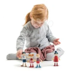 Holzfamilie Mit 4 Figuren Doll Family Tender Leaf Toys Mit Beweglichen Armen Und Beinen