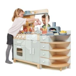 Holzküche Mit Pizzaofen La Fiamma Grand Kitchen Tender Leaf Toys Mit Reichhaltiger Ausstattung Und Einer Verlängerten Theke 101 Cm Hoch -Tender Leaf tl8207 d tender leaf kuchynka