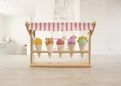 Eisdiele Aus Holz Scoops And Smiles Tender Leaf Toys 5 Eswaffeln-Sorten Mit Tieren 11 Eisdiele Aus Holz Scoops And Smiles Tender Leaf Toys 5 Eswaffeln-Sorten Mit Tieren -Tender Leaf tl8243 c tender leaf zmrzlina