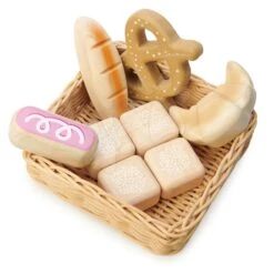 Holzkorb Mit Backwaren Bread Basket Tender Leaf Toys Brot Und Brötchen