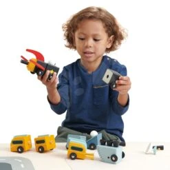Raumautos Aus Holz Space Race Tender Leaf Toys Dreiteilig Faltbar Kombinierbar -Tender Leaf tl8342 i tender leaf space race