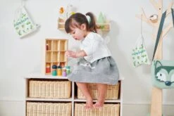 Hotel Aus Holz Happy Folk Hotel Tender Leaf Toys Mit 9 Zeichen In Den Zimmern 19 Hotel Aus Holz Happy Folk Hotel Tender Leaf Toys Mit 9 Zeichen In Den Zimmern -Tender Leaf tl8370 i tender leaf vkladacka