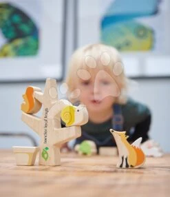 Holztiere, Die Auf Einem Baum Kriechen, Stacking Garden Friends Tender Leaf Toys Im Leinenbeutel Ab 18 Monaten -Tender Leaf tl8402 e tender leaf stacking garden friends