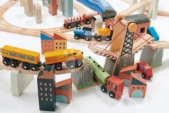 Berg-Holz-Eisenbahn Mountain View Train Set Tender Leaf Toys Reise Um Die Welt Durch Städte Und Berge 58 Teile Und Zubehör -Tender Leaf tl8703 i tender leaf vlackodraha