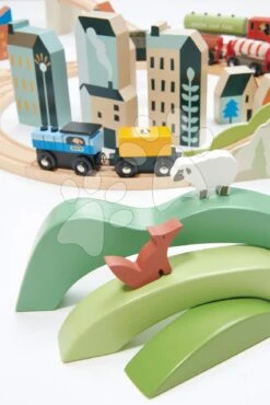 Berg-Holz-Eisenbahn Mountain View Train Set Tender Leaf Toys Reise Um Die Welt Durch Städte Und Berge 58 Teile Und Zubehör -Tender Leaf tl8703 o tender leaf vlackodraha