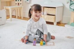 Holzskasten Mit Häschen Bunny Storage Unit Tender Leaf Toys Mit 4 Gestrickten Aufbewahrungskörben -Tender Leaf tl8820 e tender leaf storage